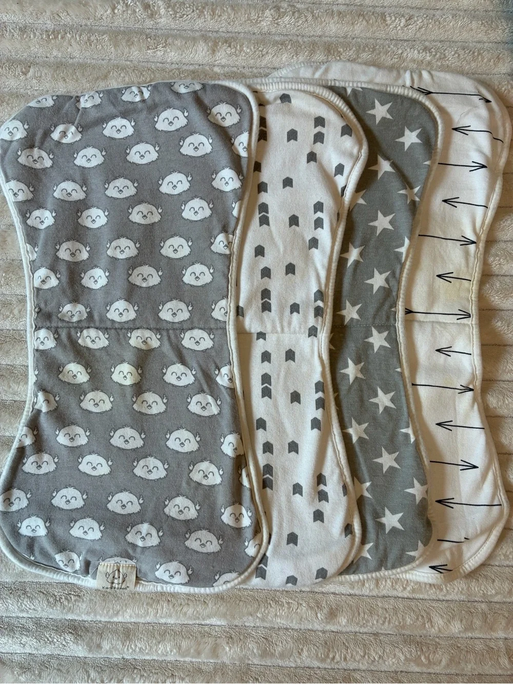 🤍 Gray & White Baby Bib + Burp Cloth Bundle — 9 Pieces 🧸